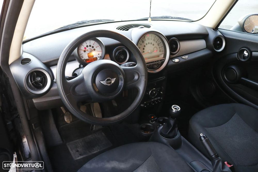 MINI 3 Portas - 12