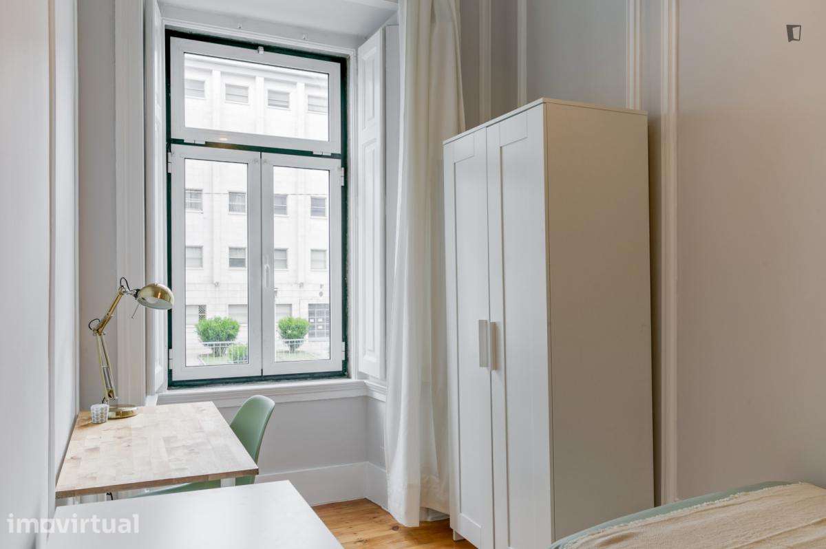 Quarto - localizado em Picoas Lisbon - Grande imagem: 3/23