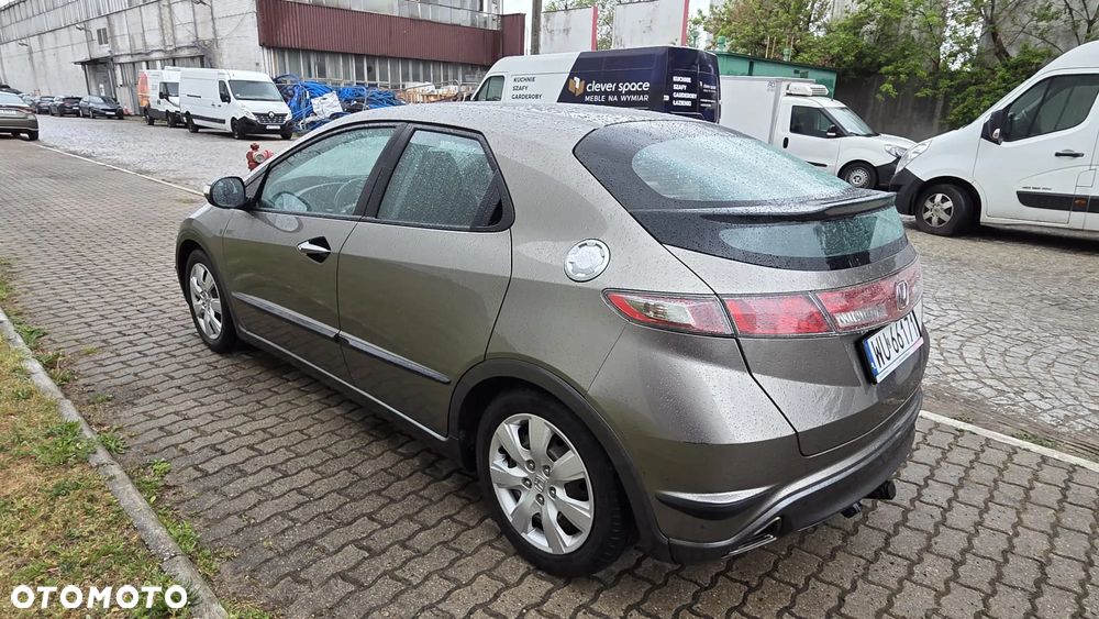 Honda Civic 1.8 Comfort - 5