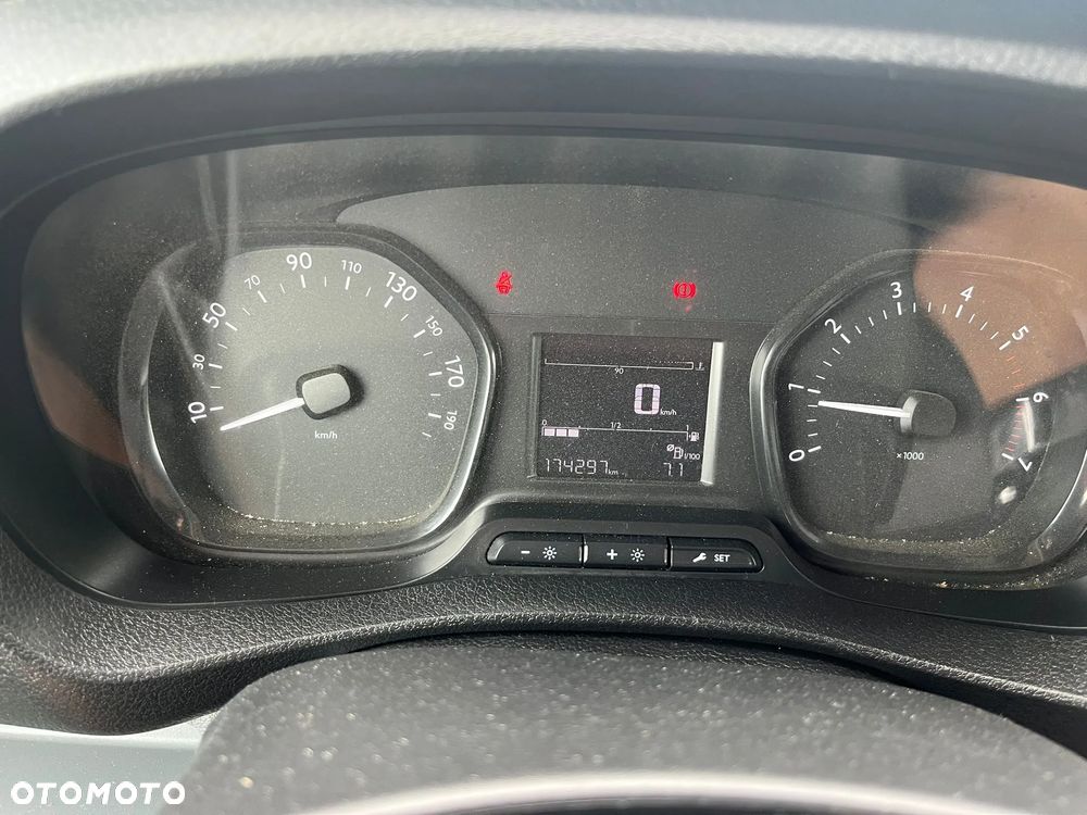 Peugeot EXPERT / Euro 6 / 2018 / Import Francja - 9