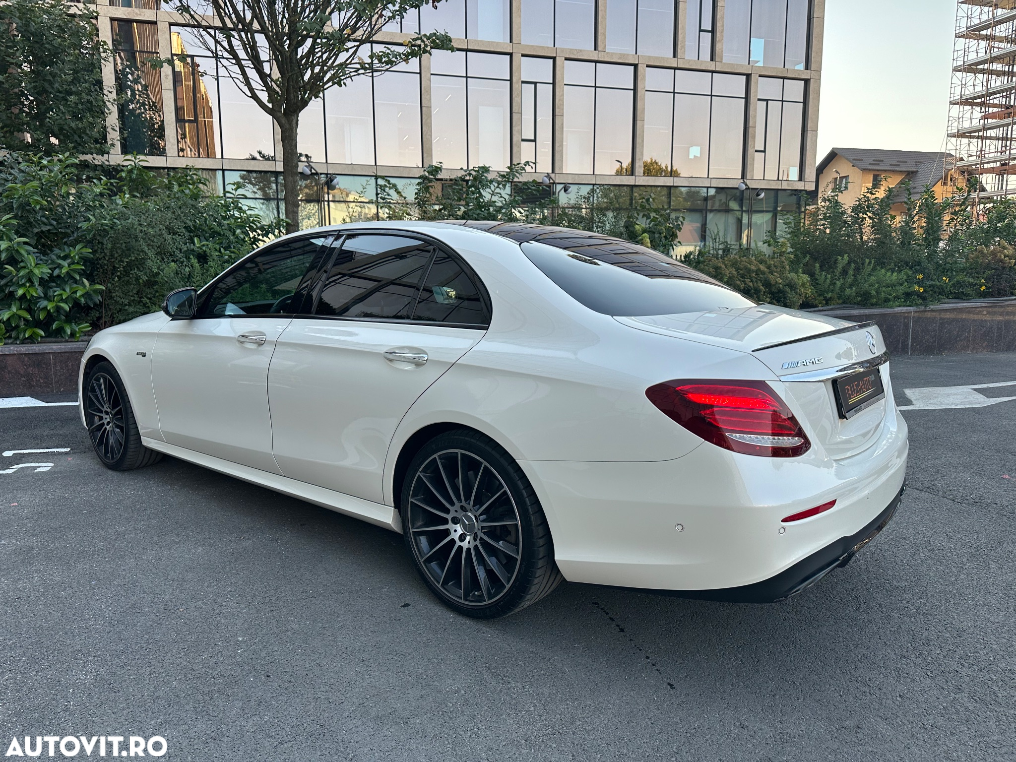 Mercedes-Benz E 43 AMG 4MATIC Aut. - 7