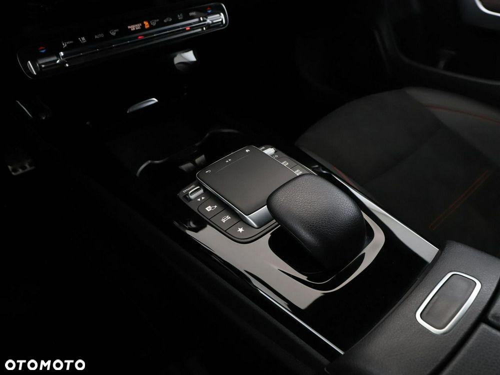 Mercedes-Benz CLA 200 d 8G-DCT AMG Line - 30