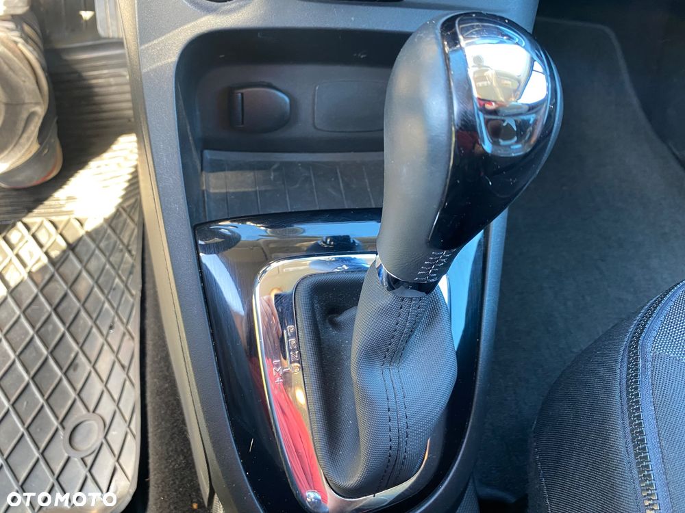 Renault Captur 1.2 Energy TCe Night&Day EDC - 29