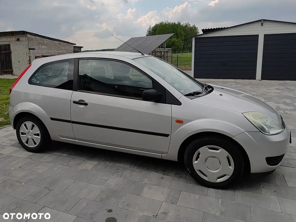 Ford Fiesta - 14