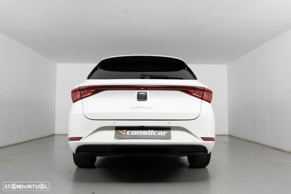 SEAT Leon ST 1.4 e-Hybrid Xcellence DSG - 4