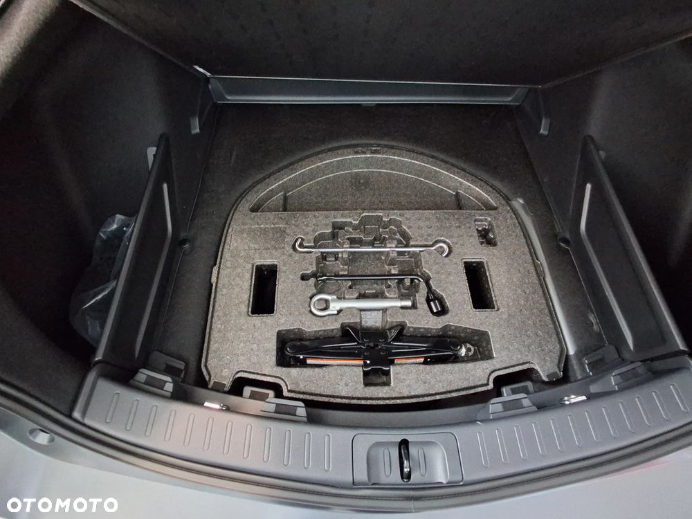 Toyota Corolla 1.8 Hybrid GR Sport - 19