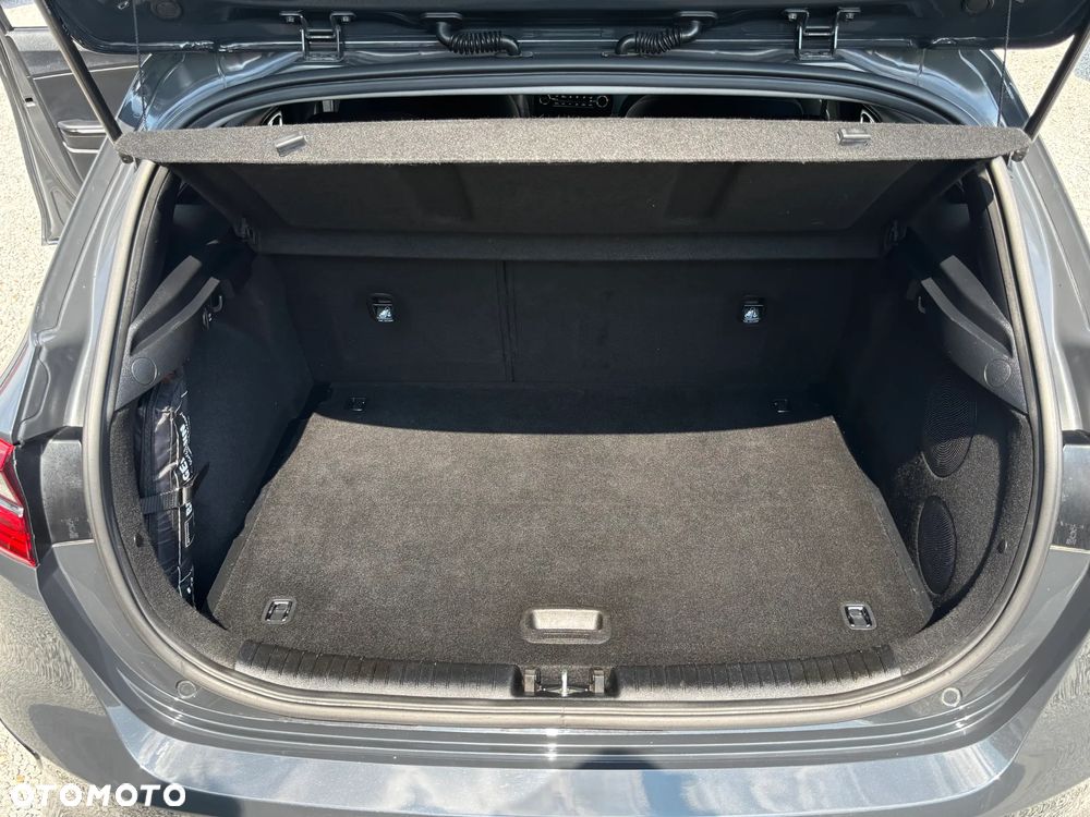 Kia Ceed 1.4 T-GDI L Business Line Plus DCT - 34