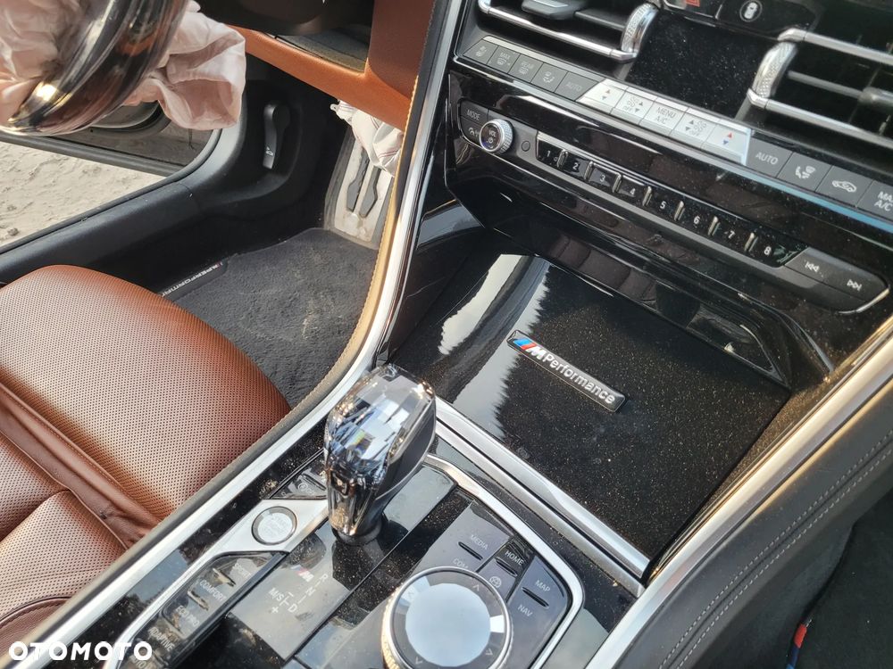 BMW Seria 8 - 4