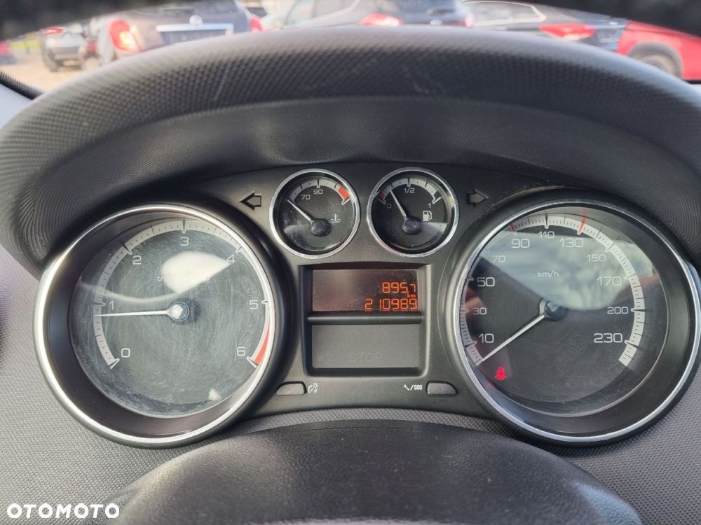 Peugeot 308 1.6 e-HDi Active STT - 12