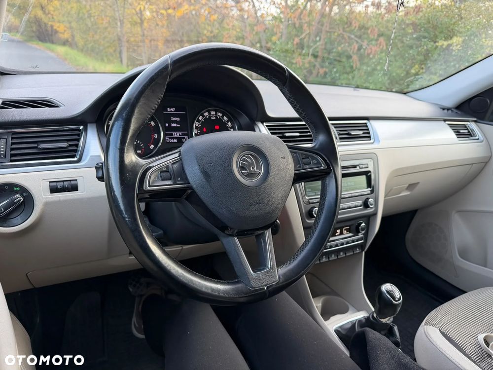 Skoda RAPID 1.2 TSI Elegance - 16