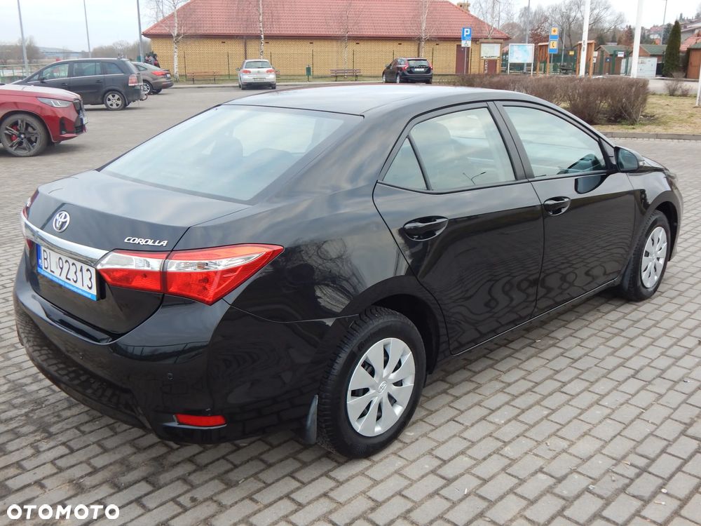Toyota Corolla 1.6 Luna - 3