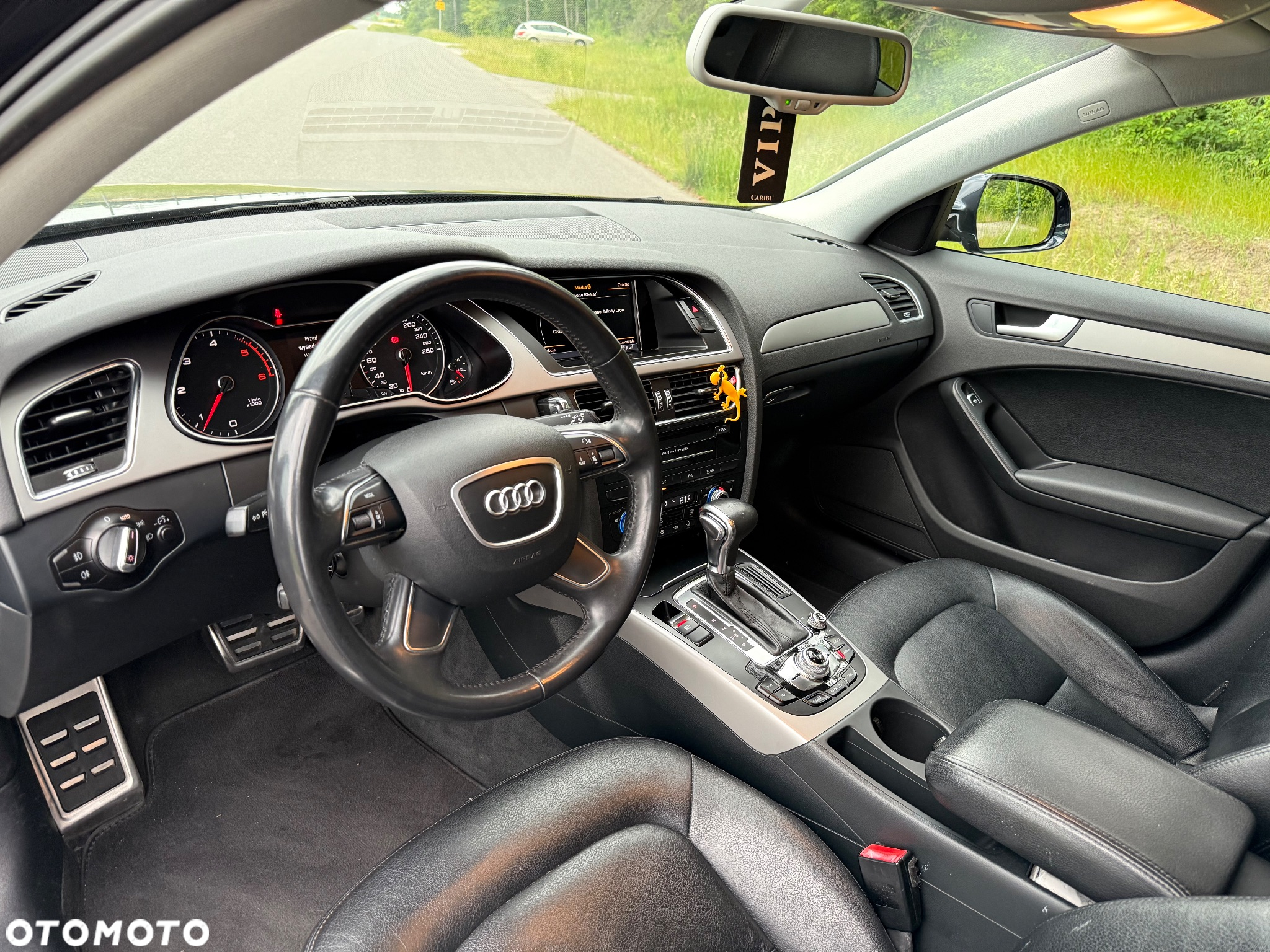 Audi A4 Avant 2.0 TDI DPF multitronic Attraction - 9