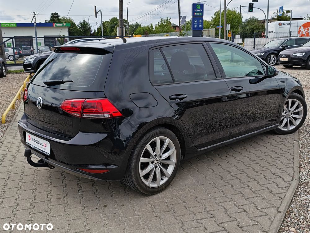 Volkswagen Golf 1.2 TSI BMT Comfortline - 10