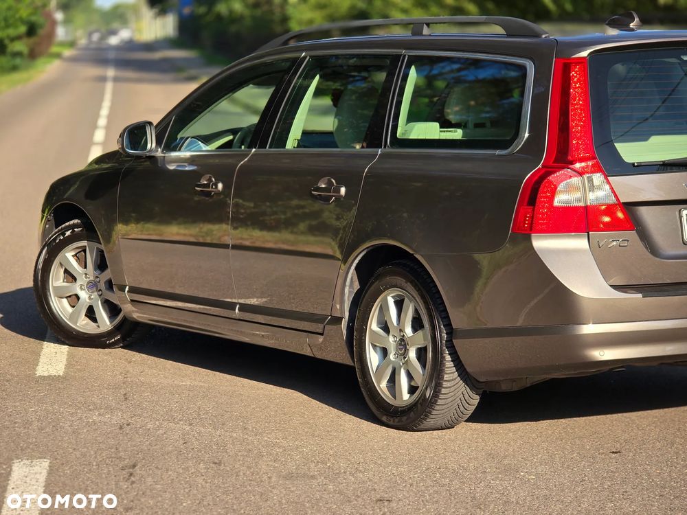 Volvo V70 2.5T Summum - 37