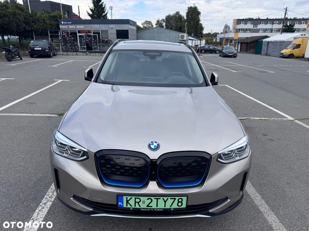 BMW iX3 Standard - 7