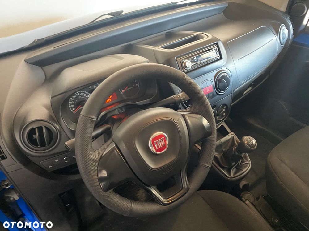 Fiat Fiorino Kombi 8V Base - 8