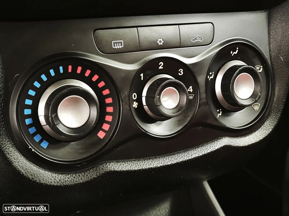 Alfa Romeo MiTo 1.3 JTD Progression - 36