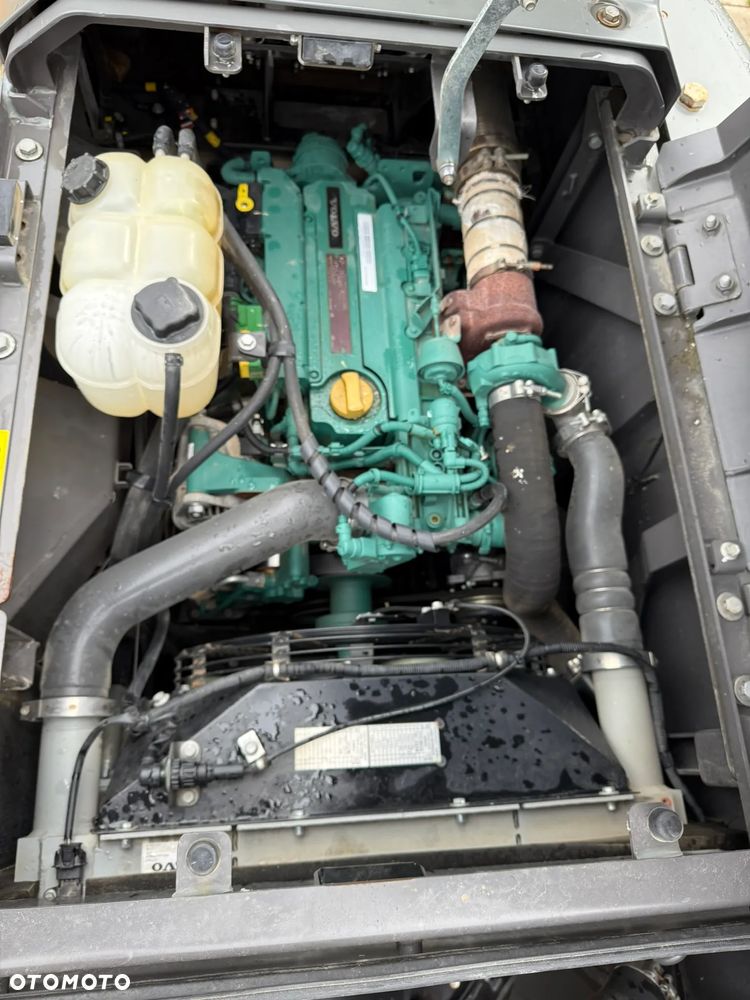 Volvo EC 140 EL - 15