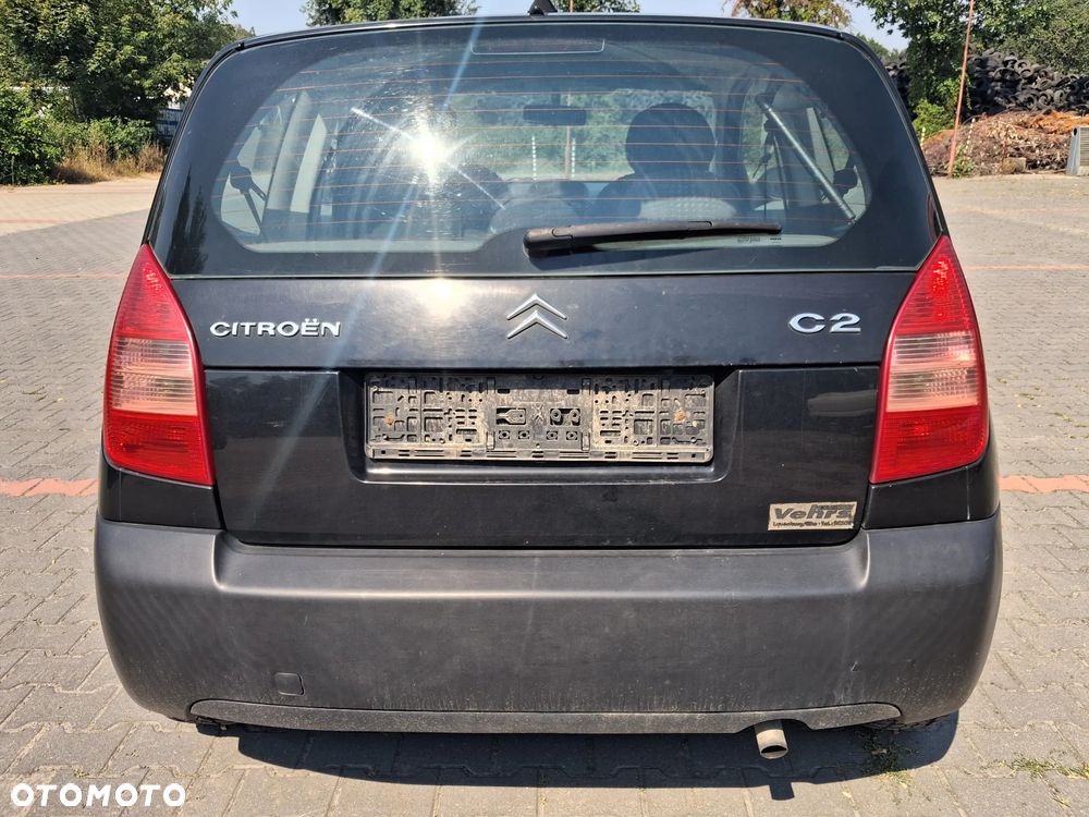 Citroen C2 silnik 1.1 60KM HFX skrzynia biegów sprzęgło drzwi klapa błotnik zderzak błotnik maska lusterko lakier EXYB czarny lewarek wybierak stacyjka sterownik moduł wiązka zbiorniczek alternator rozrusznik maglownica przepływomierz wąż przewód obudowa osłona atrapa podszybie mechanizm silniczek głośnik radio konsola wyświetlacz zegary moduł komfortu szyba mcperson amortyzator sprężyna sanki wahacz tłumik wydech kolektor zacisk hamulcowy pompa pompka ABS półoś podsufitka przysłonka lampa fotele panel sterowania klimatyzacji wykładzina kierownica manetki zwijak Air bag schowek konsola zamek klamka wspomaganie boczek pas przedni chłodnica NA CZĘŚCI wszystkie części - 11