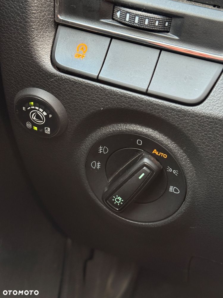 Skoda Fabia 1.0 Ambition - 14