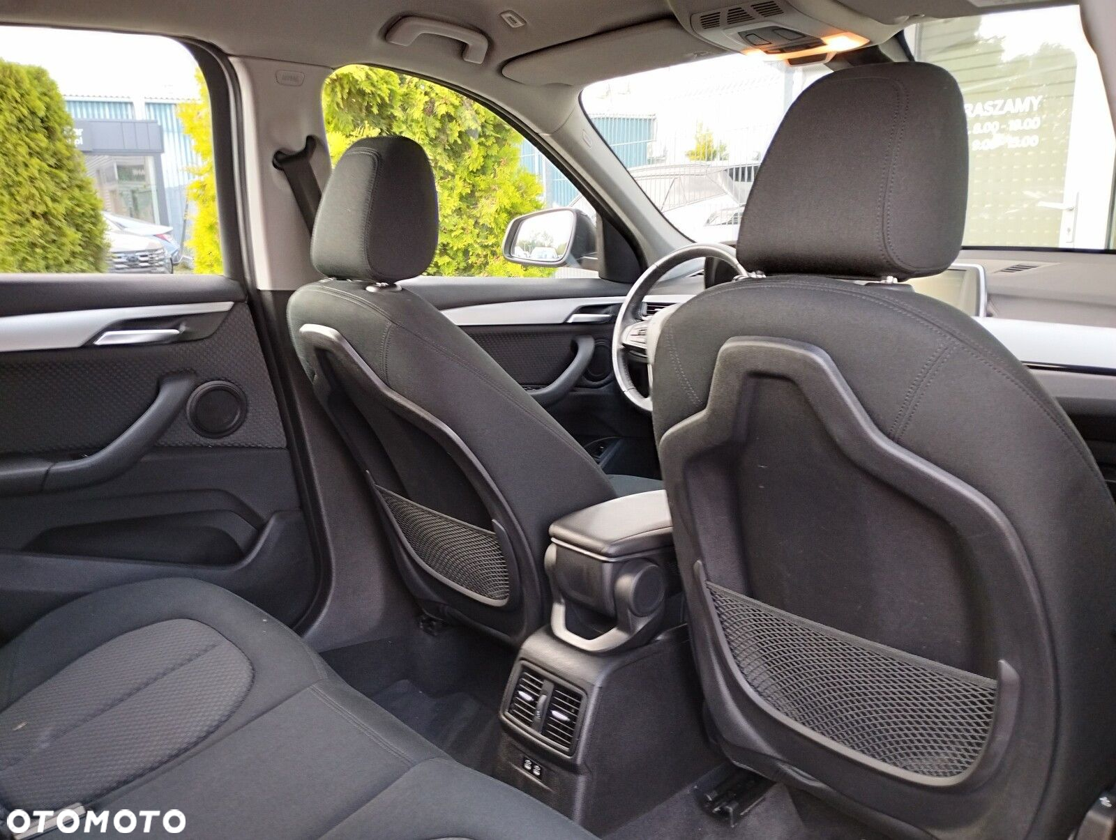 BMW X1 sDrive18i Advantage - 11