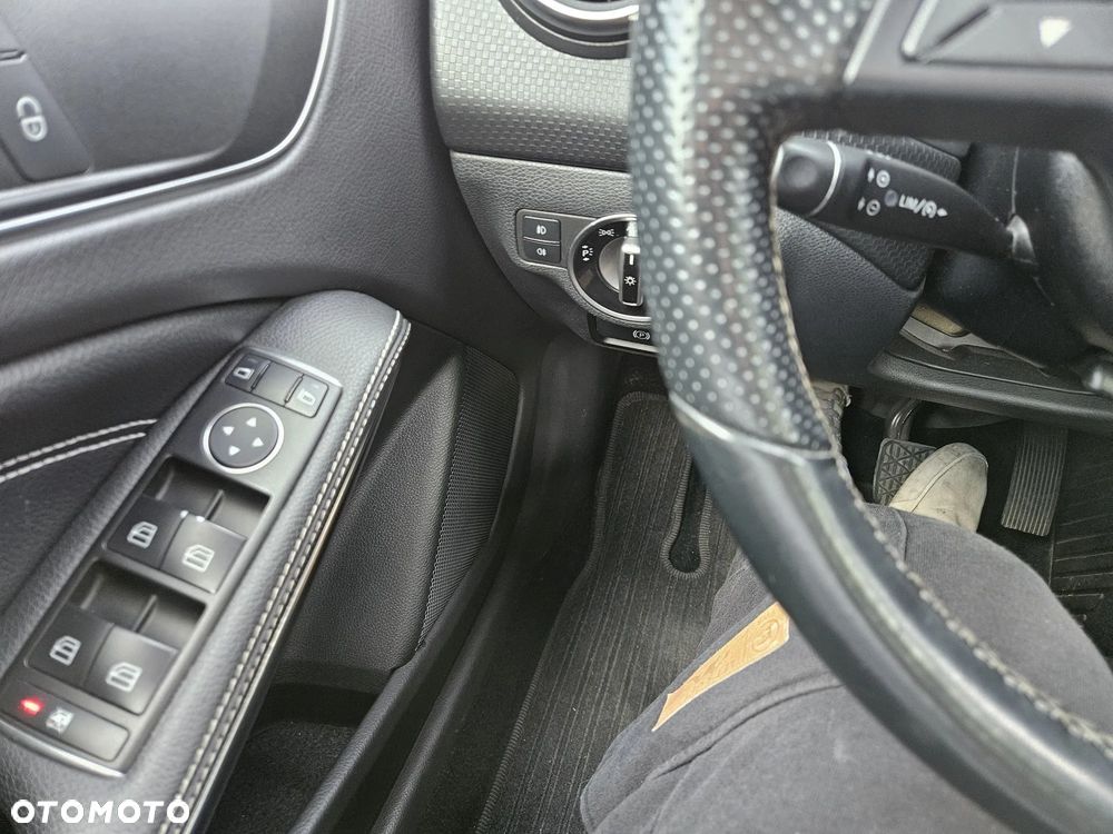 Mercedes-Benz Klasa A 200 (BlueEFFICIENCY) Style - 11