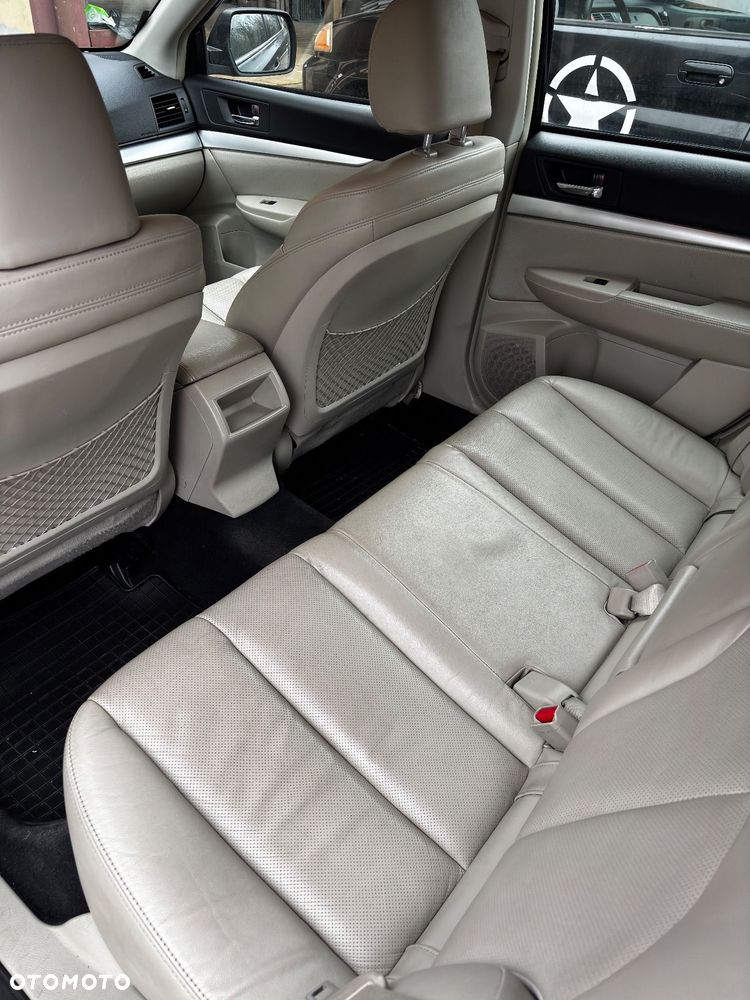 Subaru Legacy 2.0 D Comfort Navi - 8