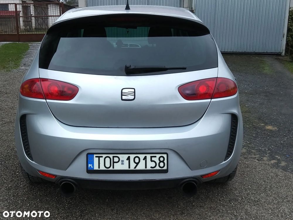 Seat Leon 1.8 TSI R edition - 4