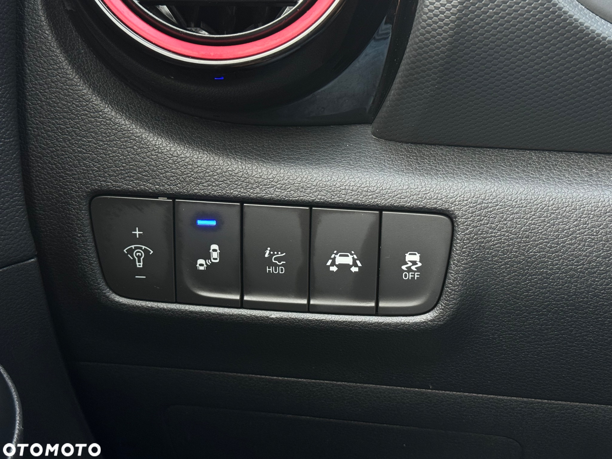 Hyundai Kona 1.6 T-GDI DCT Premium - 12