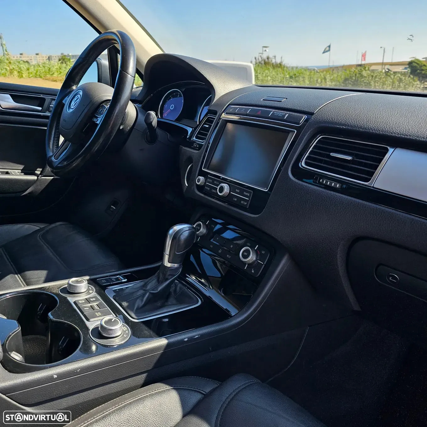 VW Touareg 3.0 TDI V6 - 9
