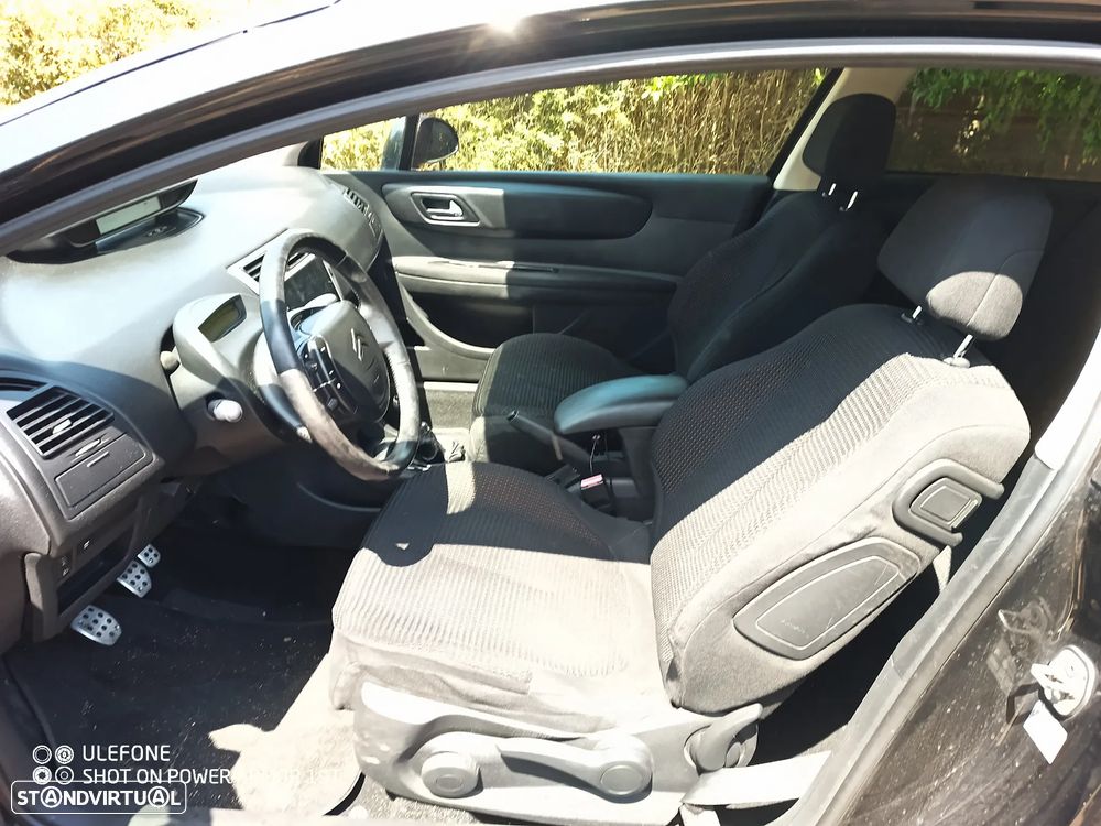 Citroën C4 Coupé 1.6 HDi 110 VTR - 5