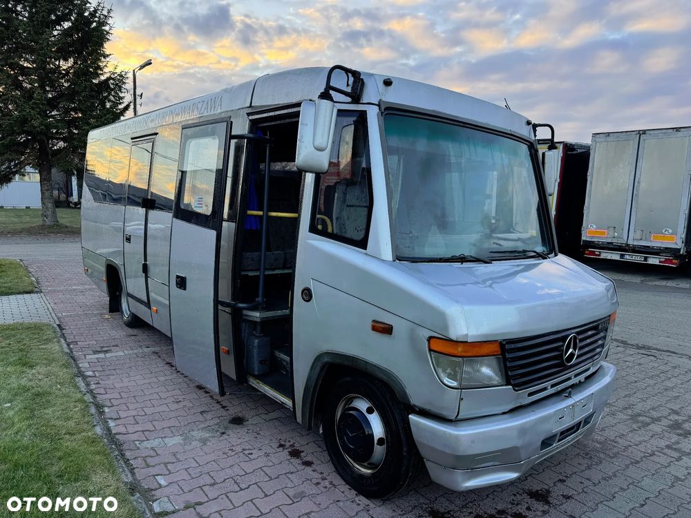 Mercedes-Benz 815 - 2