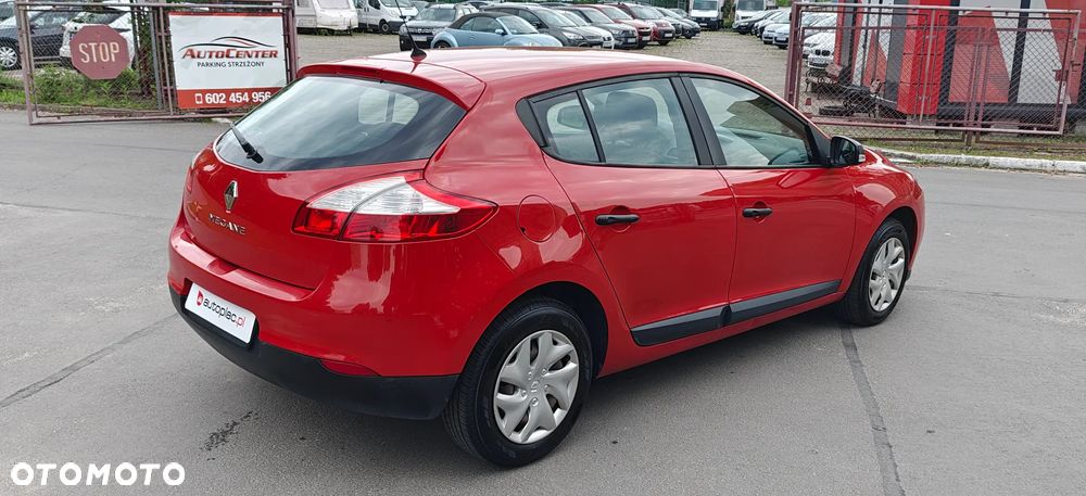 Renault Megane 1.6 16V 100 Expression - 12