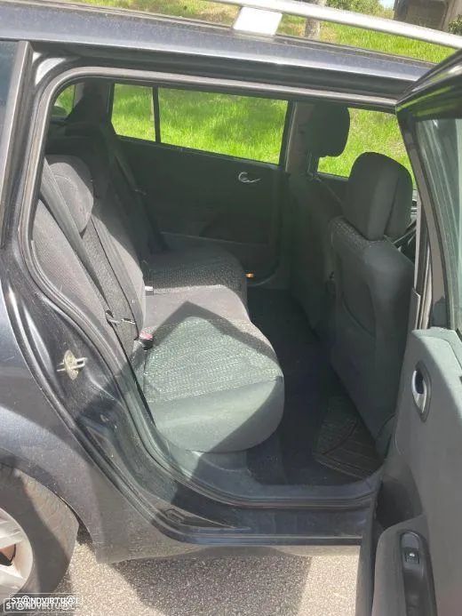Renault Mégane Break 1.5 dCi Confort - 6