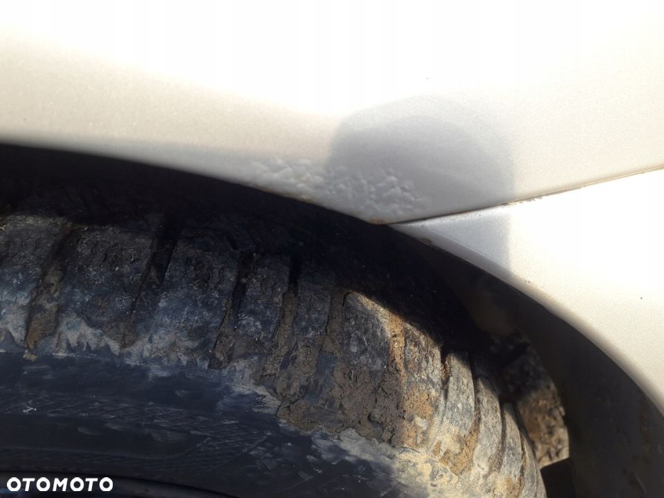 Mazda 626 GF 97-02 błotnik przedni przód Prawy 4f - 5