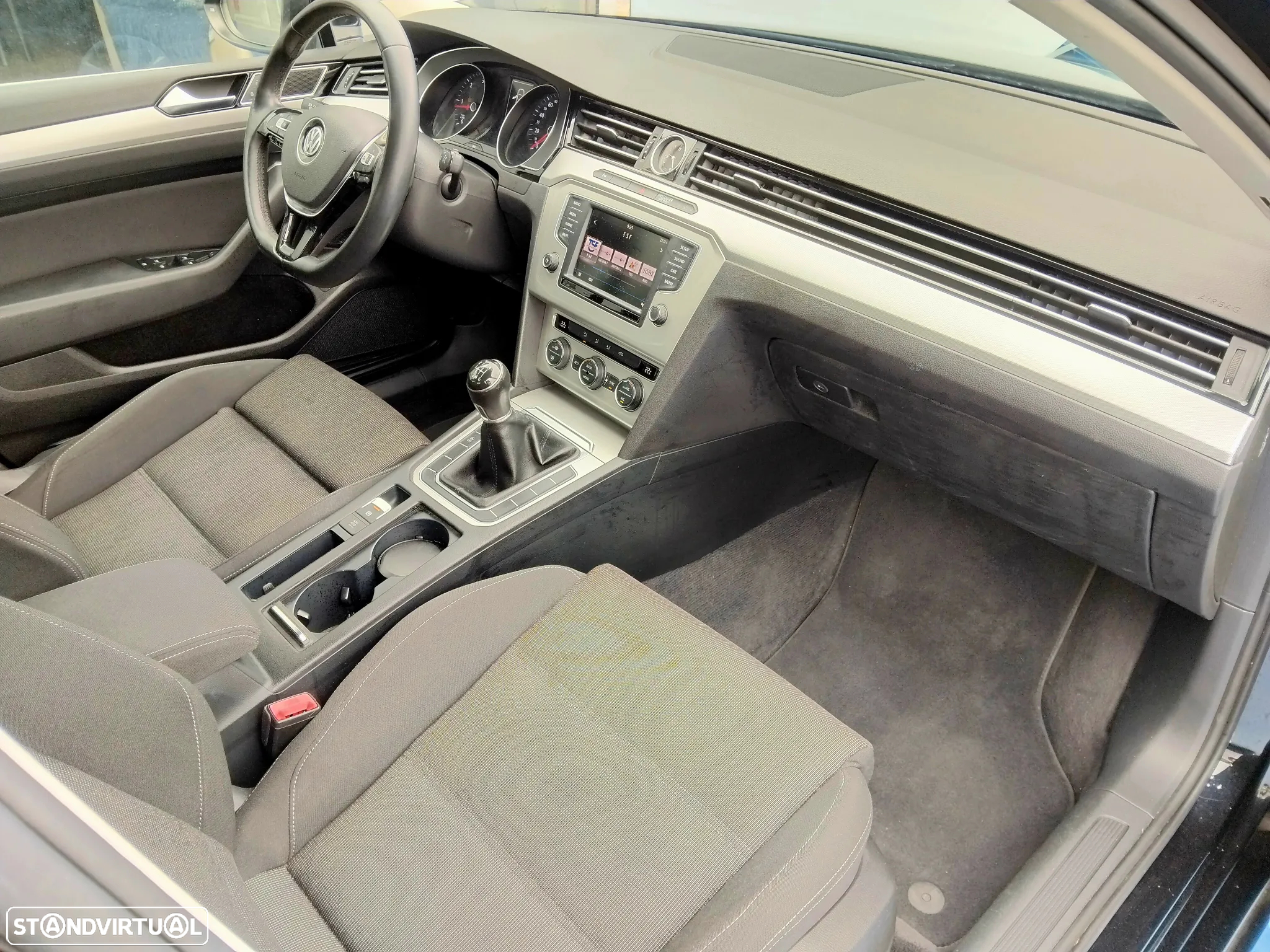 VW Passat 1.6 TDI BlueMotion - 5