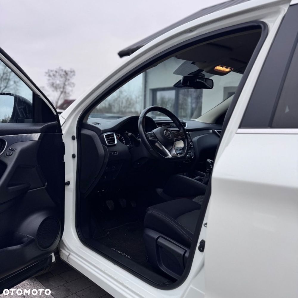 Nissan Qashqai - 14