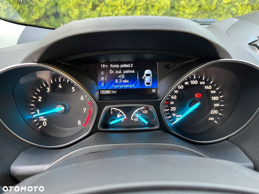 Ford Kuga - 27