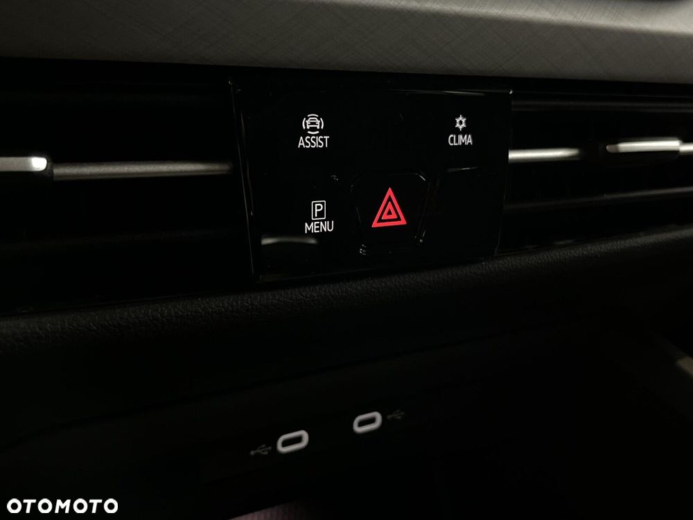 Volkswagen Golf Variant - 19