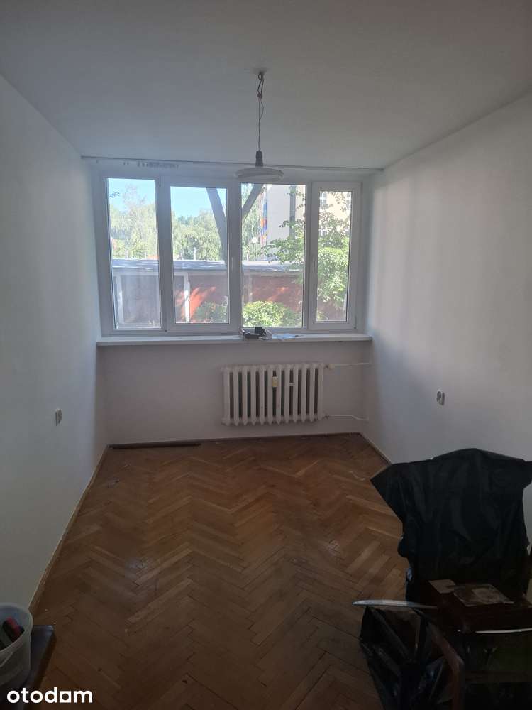 lokal na parterze idealny na mieszkanie, kancelarię lub biuro