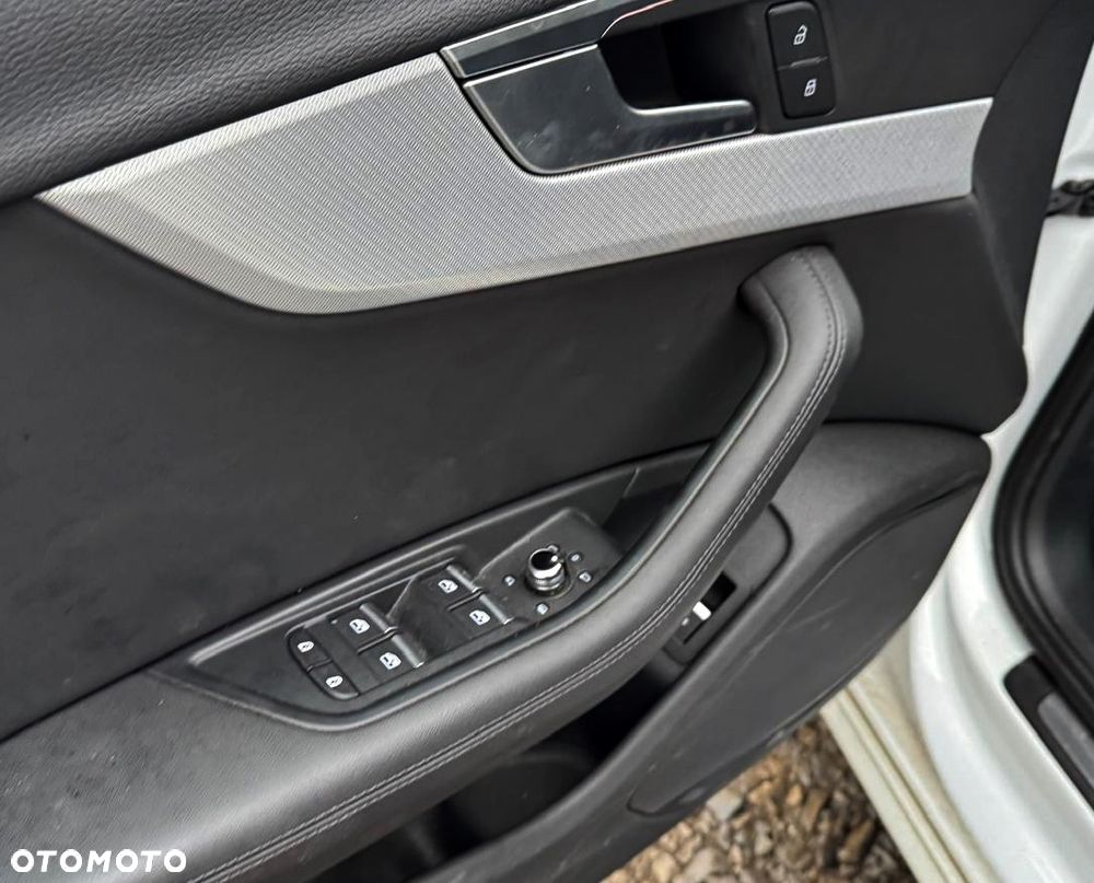 Audi A4 Avant 35 TFSI Sport S tronic - 20