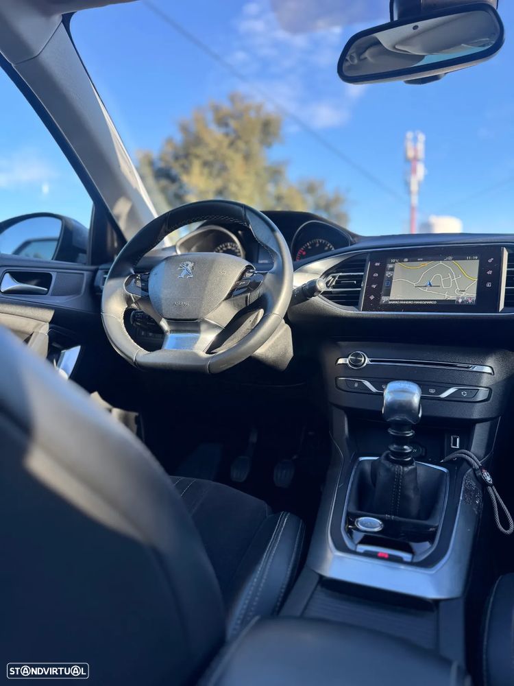 Peugeot 308 SW e-HDi 115 Stop & Start Allure - 15