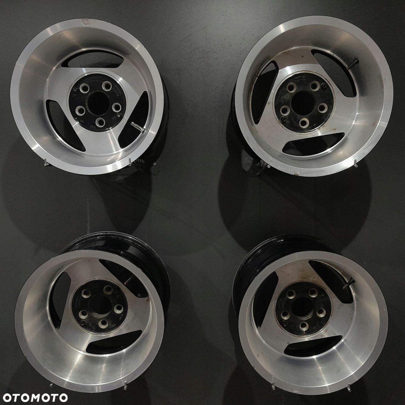 Felgi 15 5x114,3 Remotec 9Jx15 ET-26 F505086-42 - 1