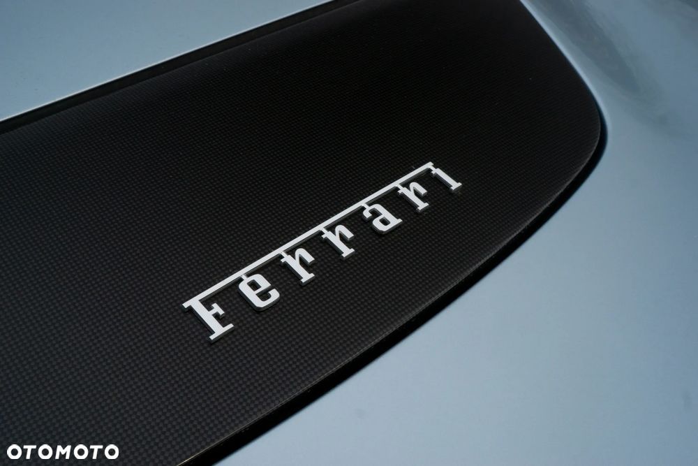 Ferrari Roma Spider - 13