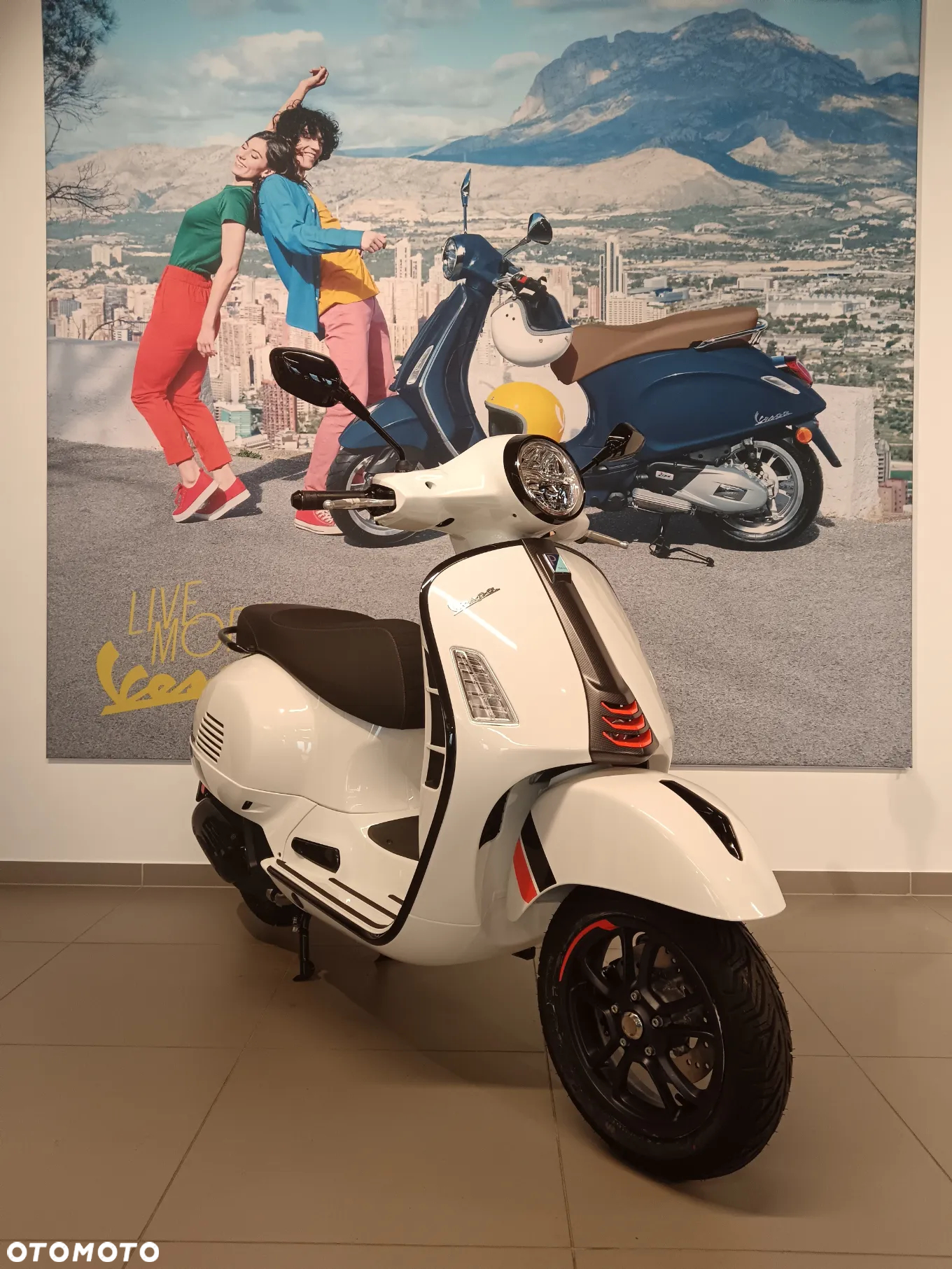 Vespa GTS - 2