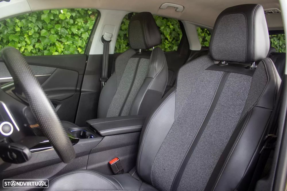 Peugeot 3008 1.5 BlueHDi GT Line EAT8 - 13