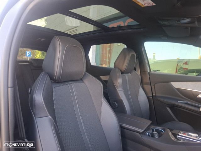 Peugeot 3008 225 e-EAT8 GT - 39