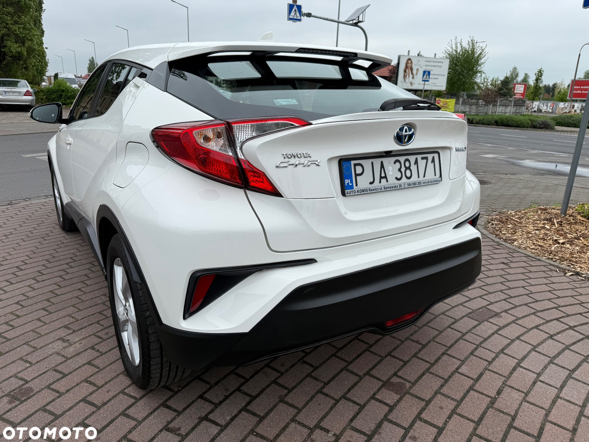 Toyota C-HR 1.8 Hybrid GPF Comfort - 22