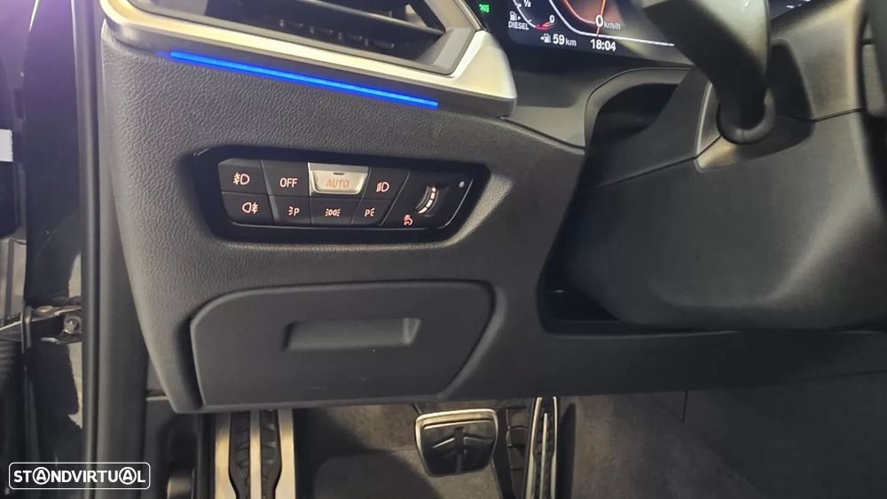 BMW 420 d Pack Desportivo M Auto - 38