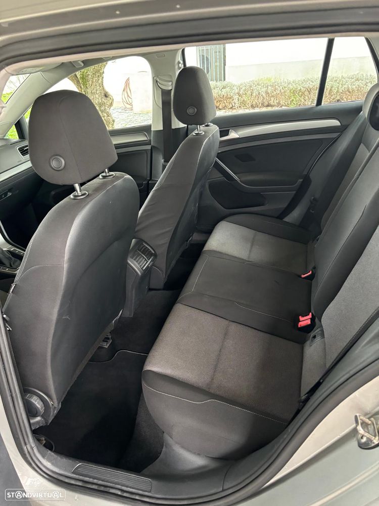 VW Golf 1.6 TDi Trendline - 8